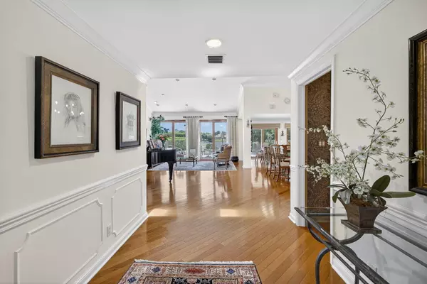 Delray Beach, FL 33445,5107 Pineview CIR