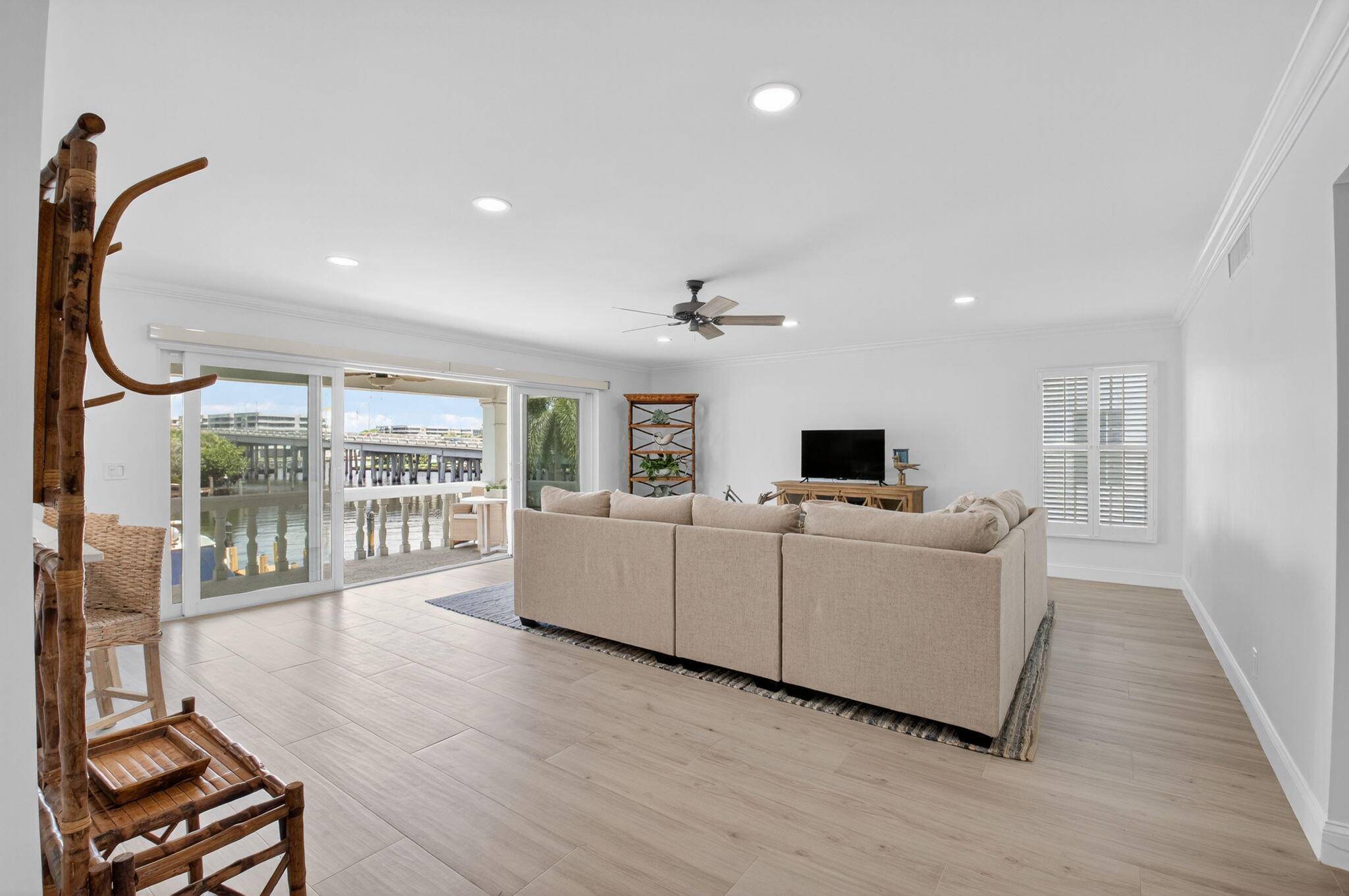 Delray Beach, FL 33483,1710 S Ocean BLVD 3-2