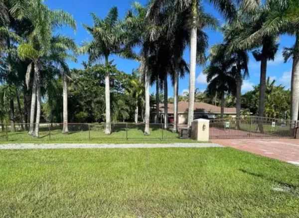 Loxahatchee, FL 33470,9117 Mandarin BLVD
