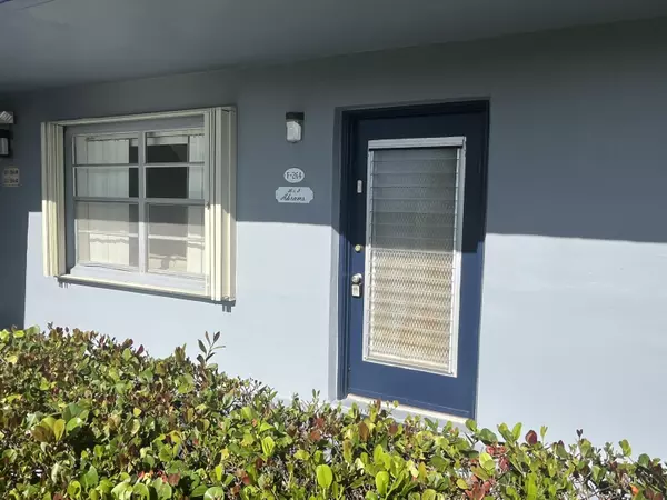Delray Beach, FL 33484,264 Burgundy F