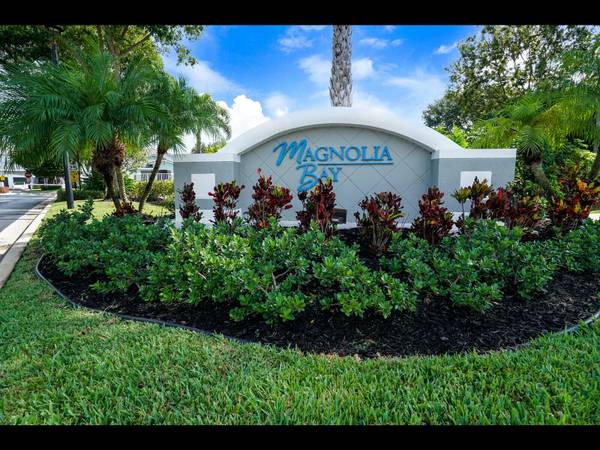3110 Grandiflora DR, Greenacres, FL 33467