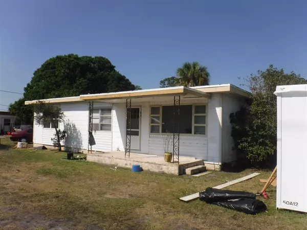 Fort Pierce, FL 34947,801 S 33rd ST