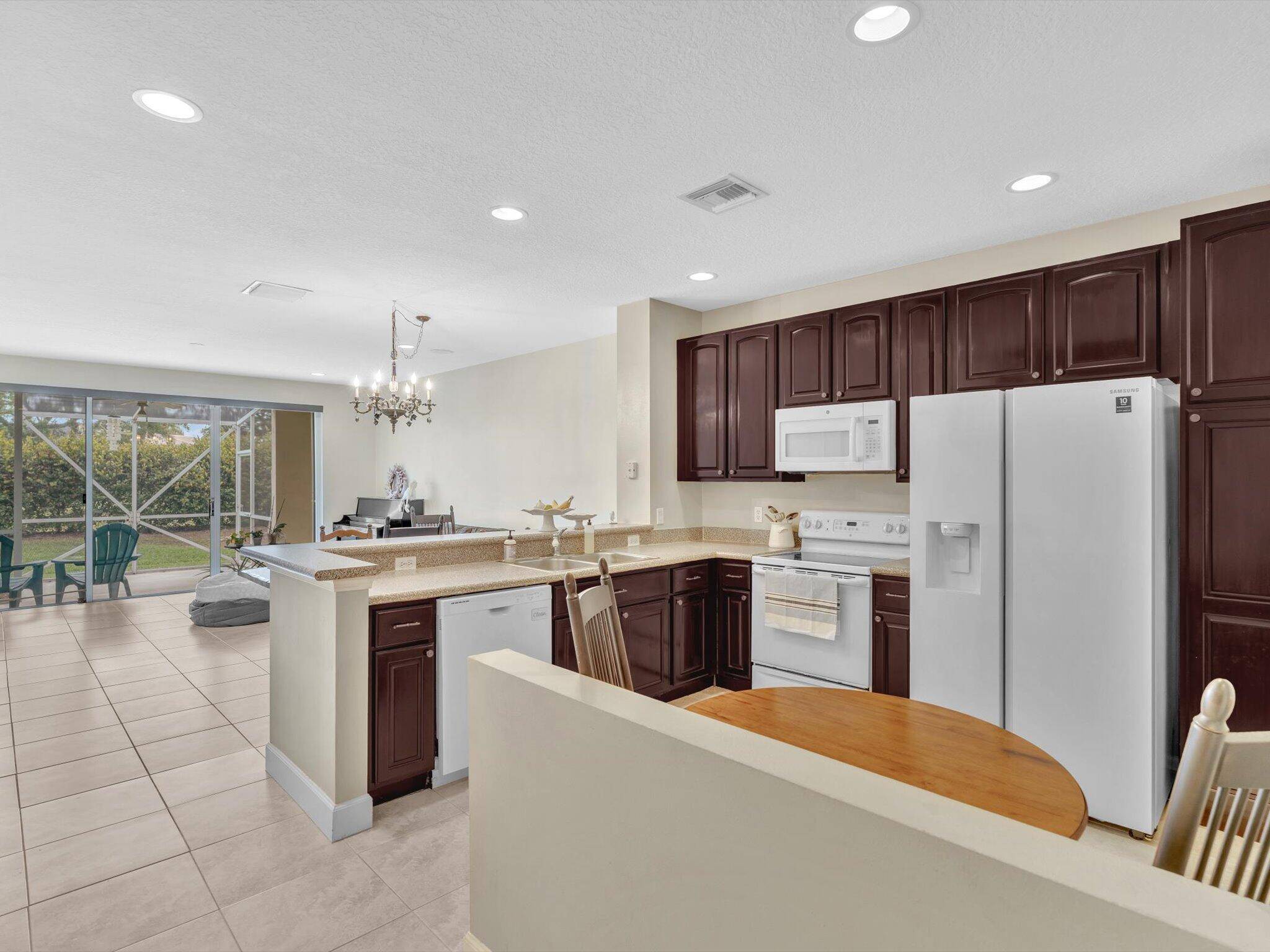 Boynton Beach, FL 33472,9081 Tremezzo LN
