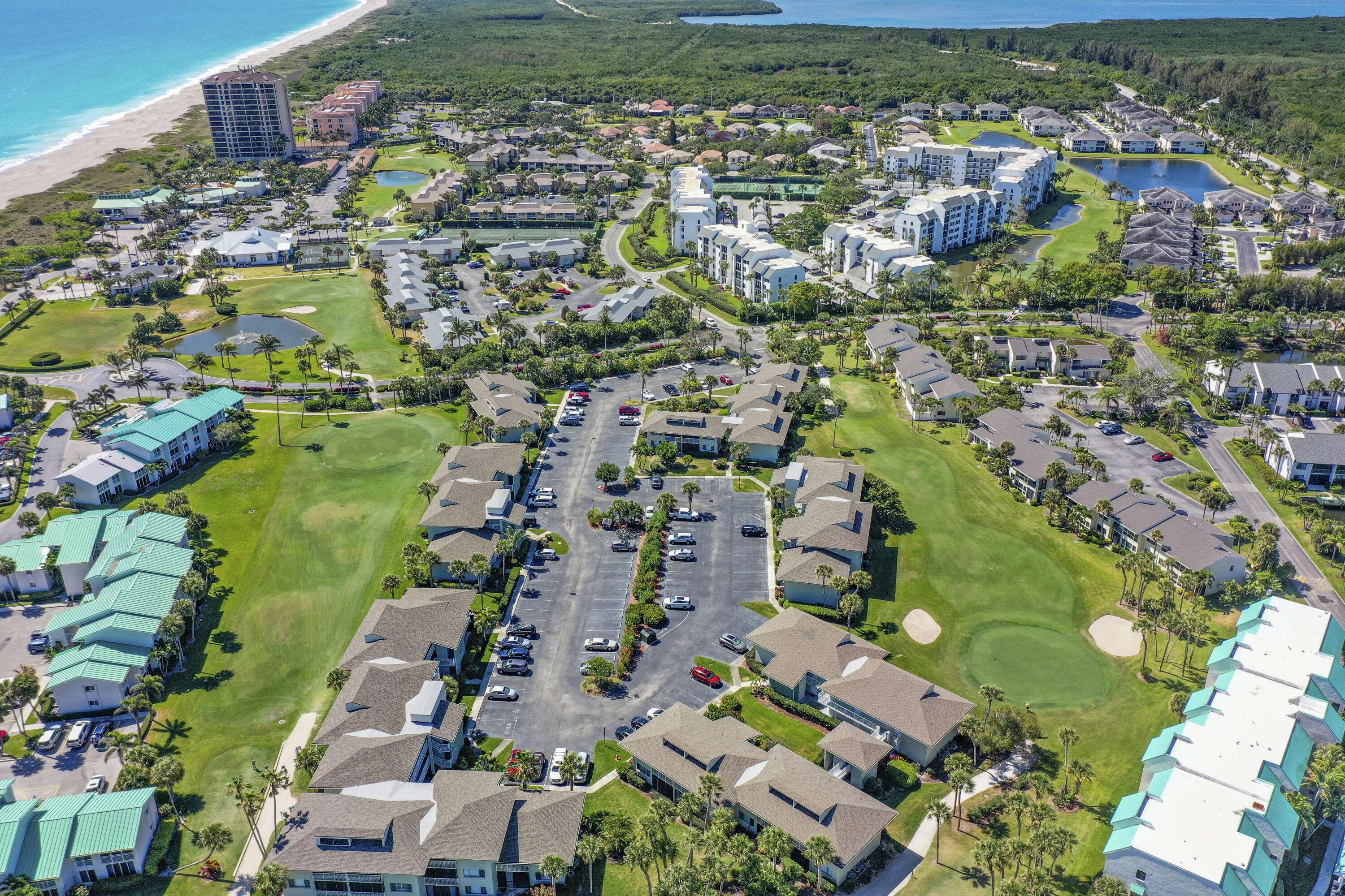Hutchinson Island, FL 34949,2400 S Ocean DR 7655