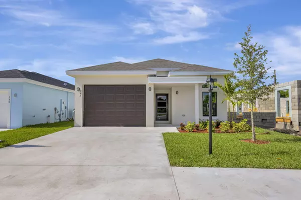 132 Seminole CT, Indiantown, FL 34956