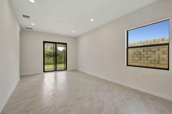 Indiantown, FL 34956,132 Seminole CT