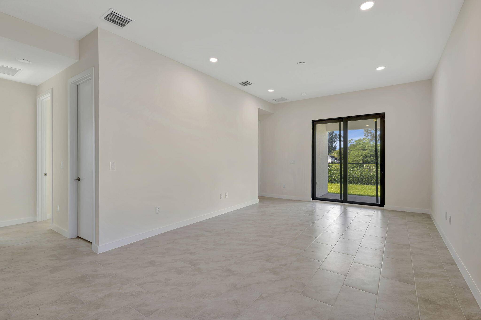 Indiantown, FL 34956,132 Seminole CT