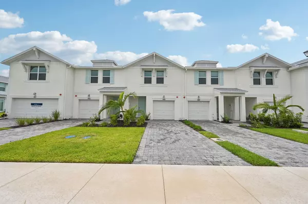 479 Salisbury CIR, Fort Pierce, FL 34982