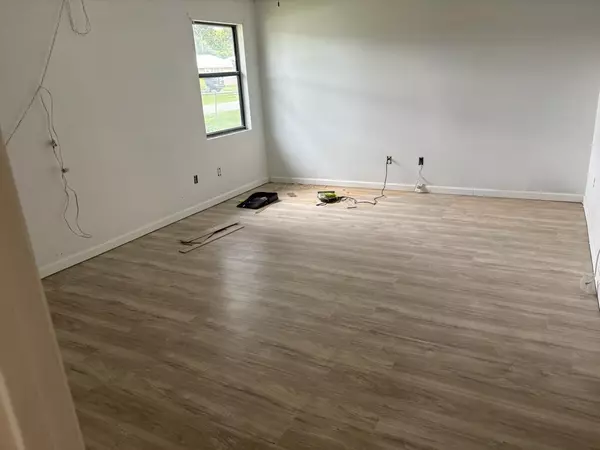 Port Saint Lucie, FL 34953,1882 SW Agnes ST