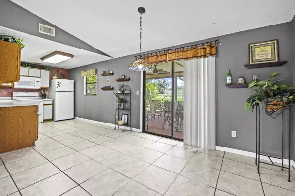 Port Saint Lucie, FL 34953,1882 SW Agnes ST