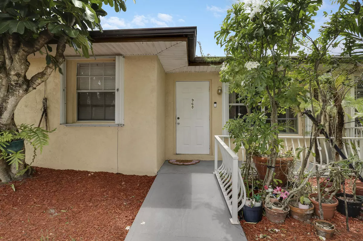 West Palm Beach, FL 33415,968 W Sumter RD