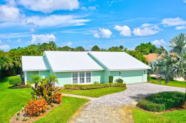 3824 SE E Fairway, Stuart, FL 34997