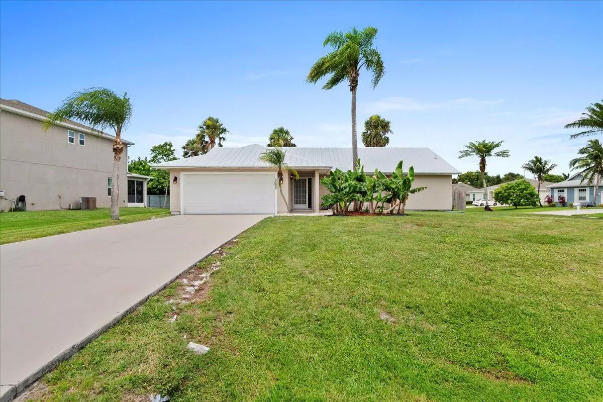 Port Saint Lucie, FL 34953,2231 SW Abalon CIR