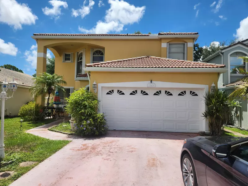 225 Maplewood LN, Greenacres, FL 33463