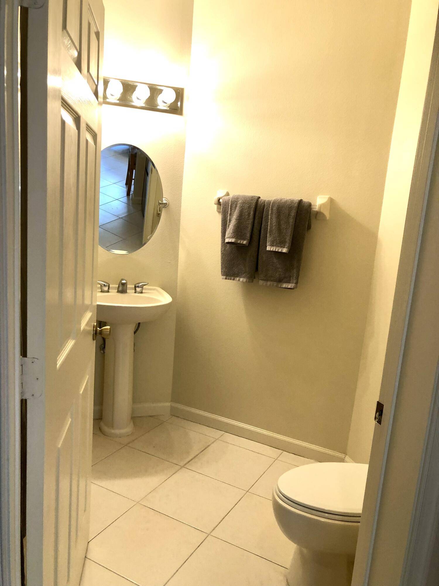 Port Saint Lucie, FL 34986,8913b Sandshot CT Unit 5321