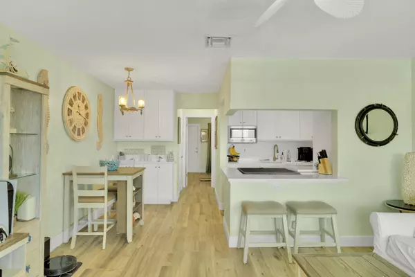 Boynton Beach, FL 33435,2542 S Federal HWY 12-A