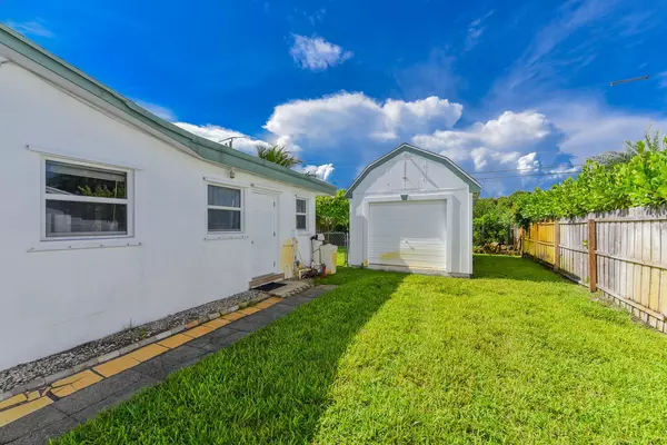 Lake Worth, FL 33461,4154 Colle DR