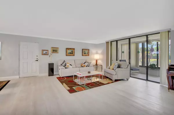 Boca Raton, FL 33433,7194 Promenade DR 102