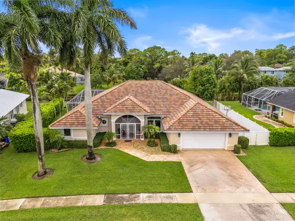 13520 Northumberland CIR, Wellington, FL 33414