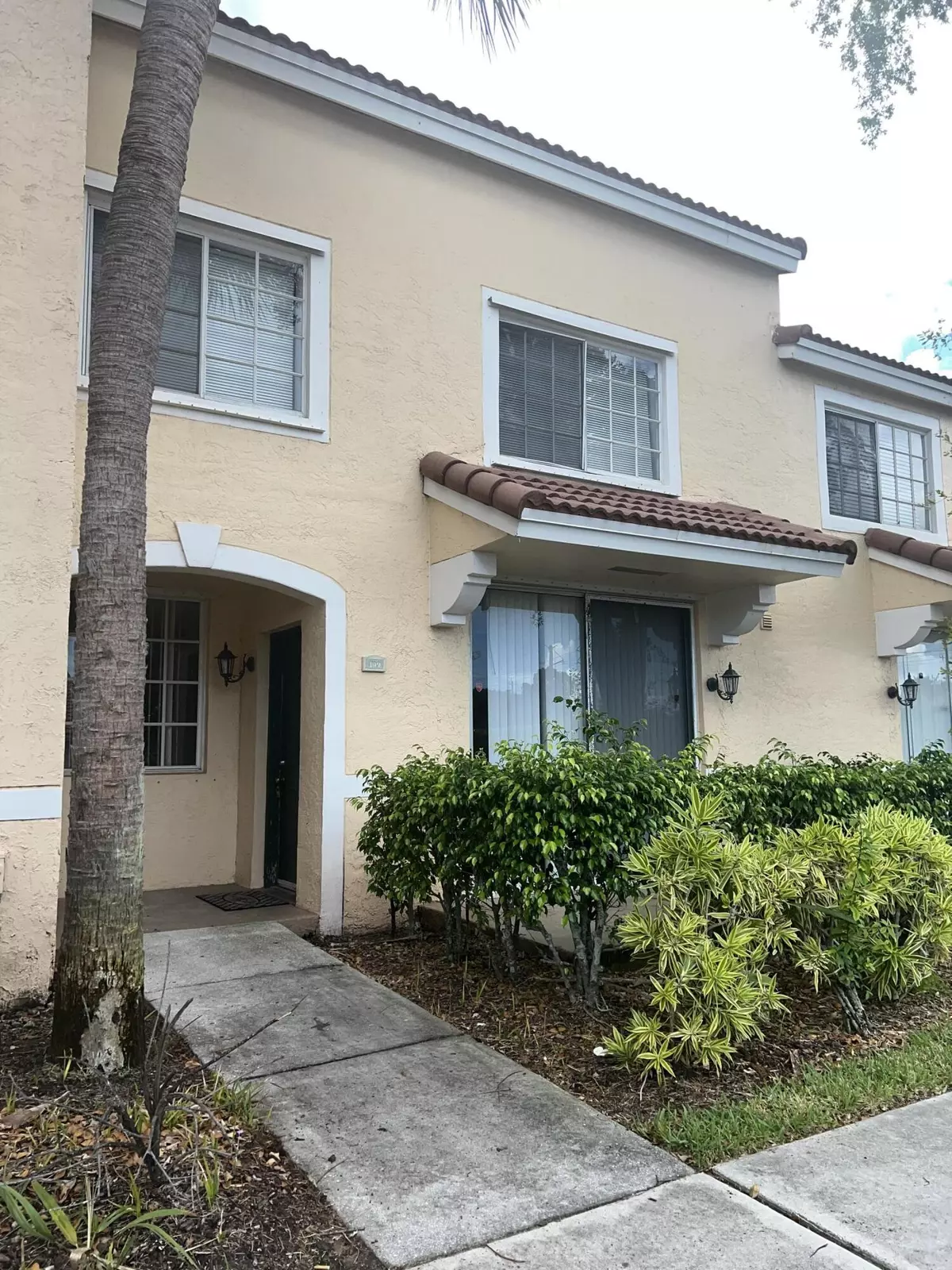 West Palm Beach, FL 33409,1733 Village BLVD 109