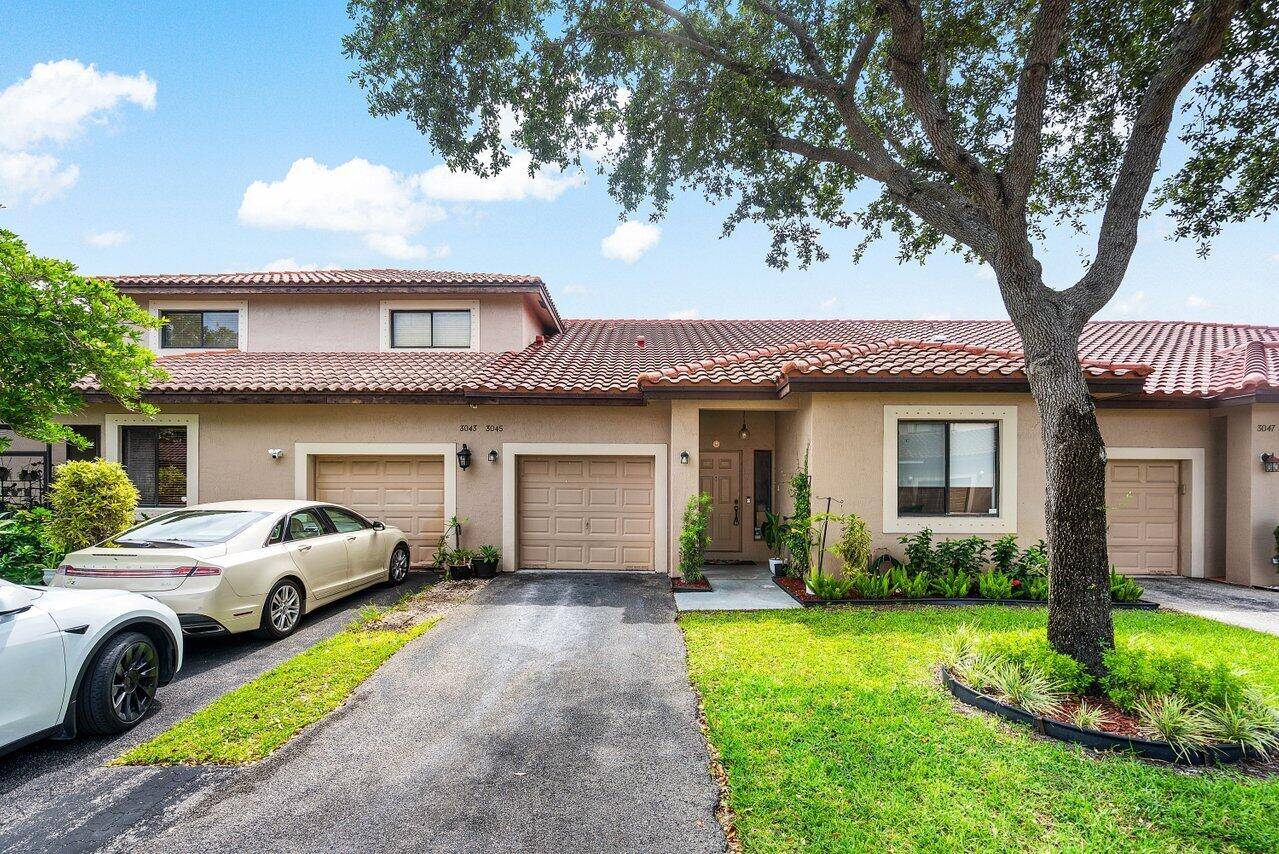 3045 La Mirage DR, Lauderhill, FL 33319