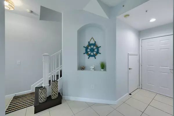 Palm Beach Gardens, FL 33410,2570 Gardens Pkwy