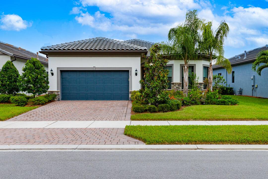 559 SE Villandry WAY, Port Saint Lucie, FL 34984