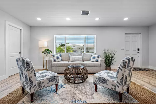 Boynton Beach, FL 33426,2015 SW 18th DR