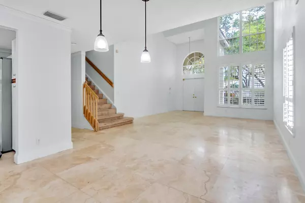 Palm Beach Gardens, FL 33410,1011 W Siena Oaks CIR