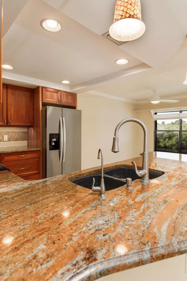 Stuart, FL 34994,950 S Kanner HWY 307