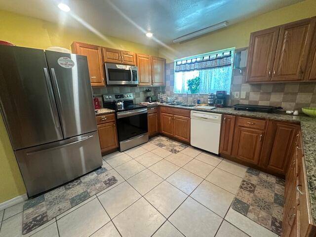 Port Saint Lucie, FL 34952,1910 SE Rainier RD
