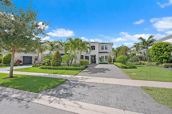 Palm Beach Gardens, FL 33418,5736 Gauguin TER