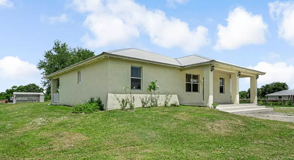670 N Olivo ST, Clewiston, FL 33440