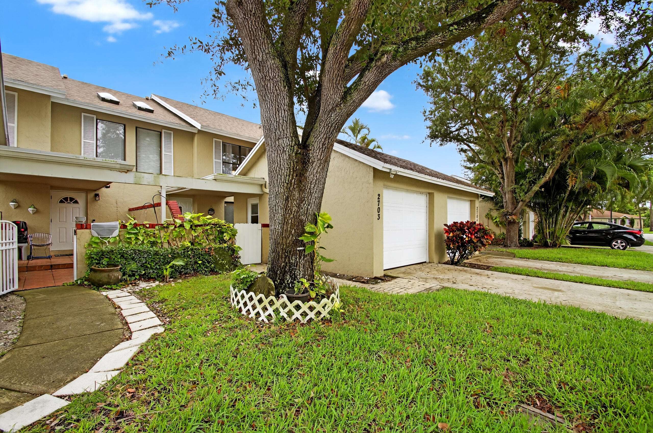 West Palm Beach, FL 33406,2703 Maplewood DR