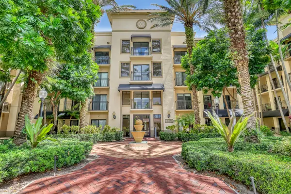 Palm Beach Gardens, FL 33418,4903 Midtown LN 3114