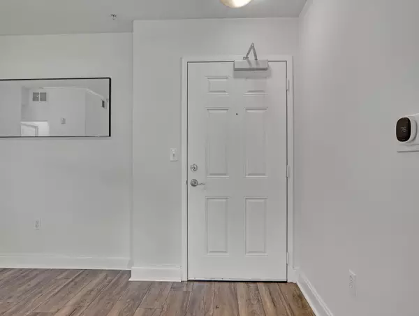 Palm Beach Gardens, FL 33418,4903 Midtown LN 3114