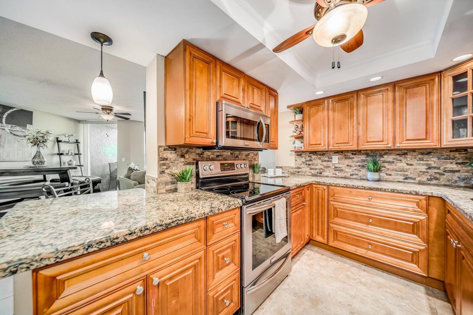 Boca Raton, FL 33433,6372 La Costa DR 306