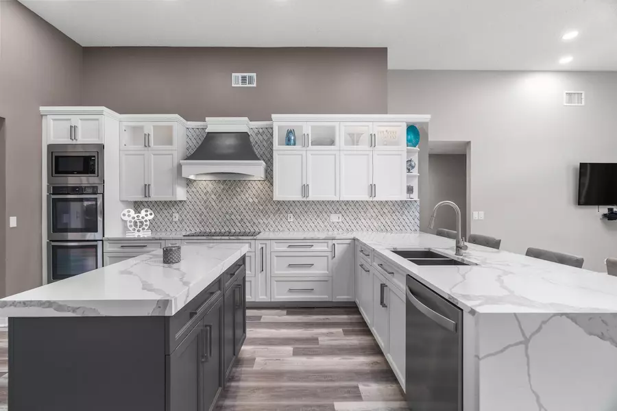 19916 Dinner Key DR, Boca Raton, FL 33498