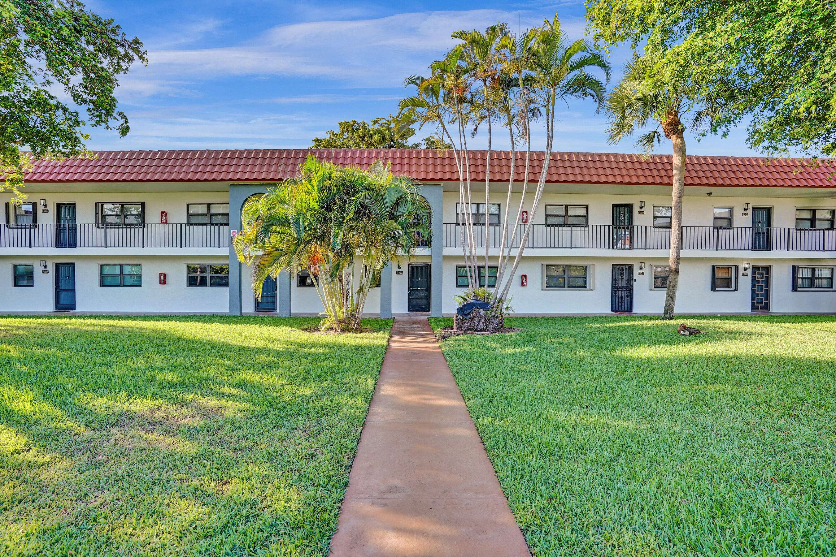 1981 W Woolbright RD E104, Boynton Beach, FL 33426