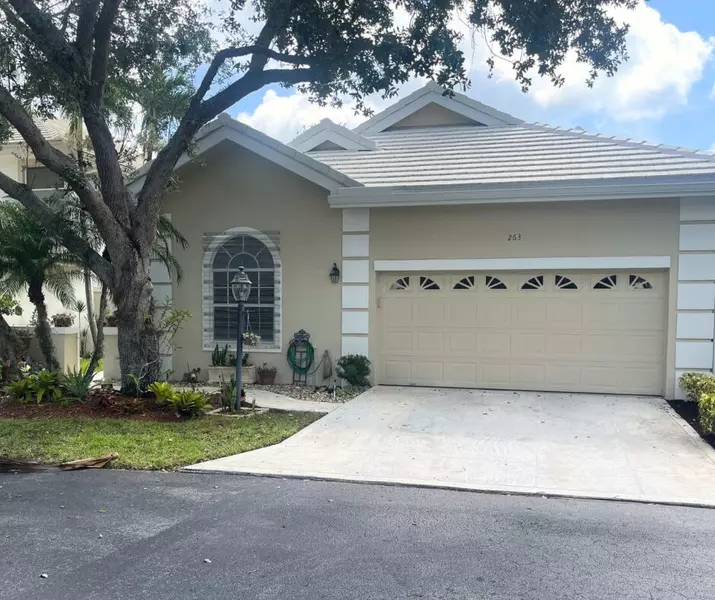 263 W Canterbury DR, Palm Beach Gardens, FL 33418