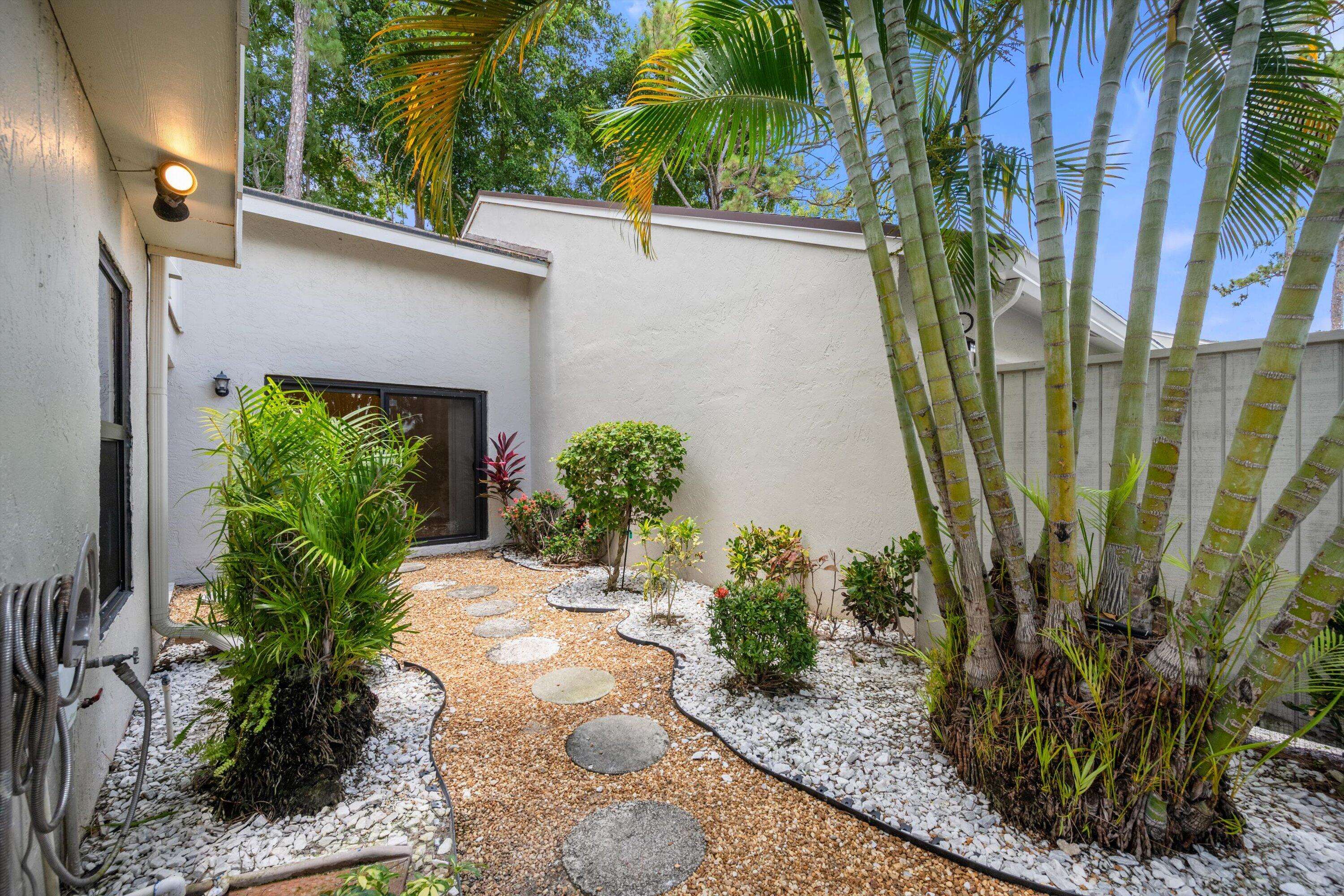 Wellington, FL 33414,669 Spinnaker CT