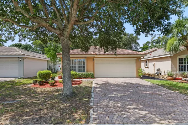 Greenacres, FL 33463,5090 Northern Lights DR