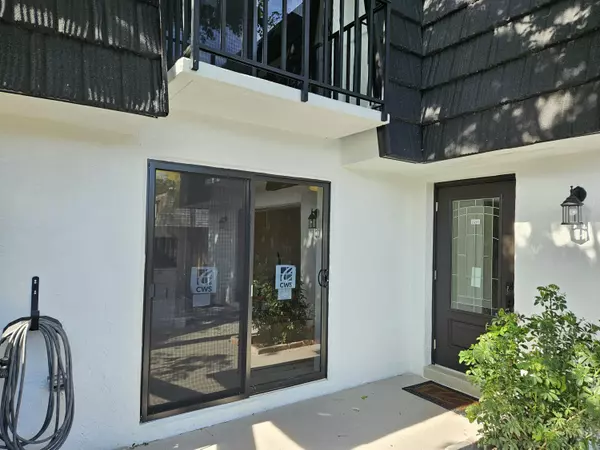 Palm Springs, FL 33461,220 Woodland RD 220