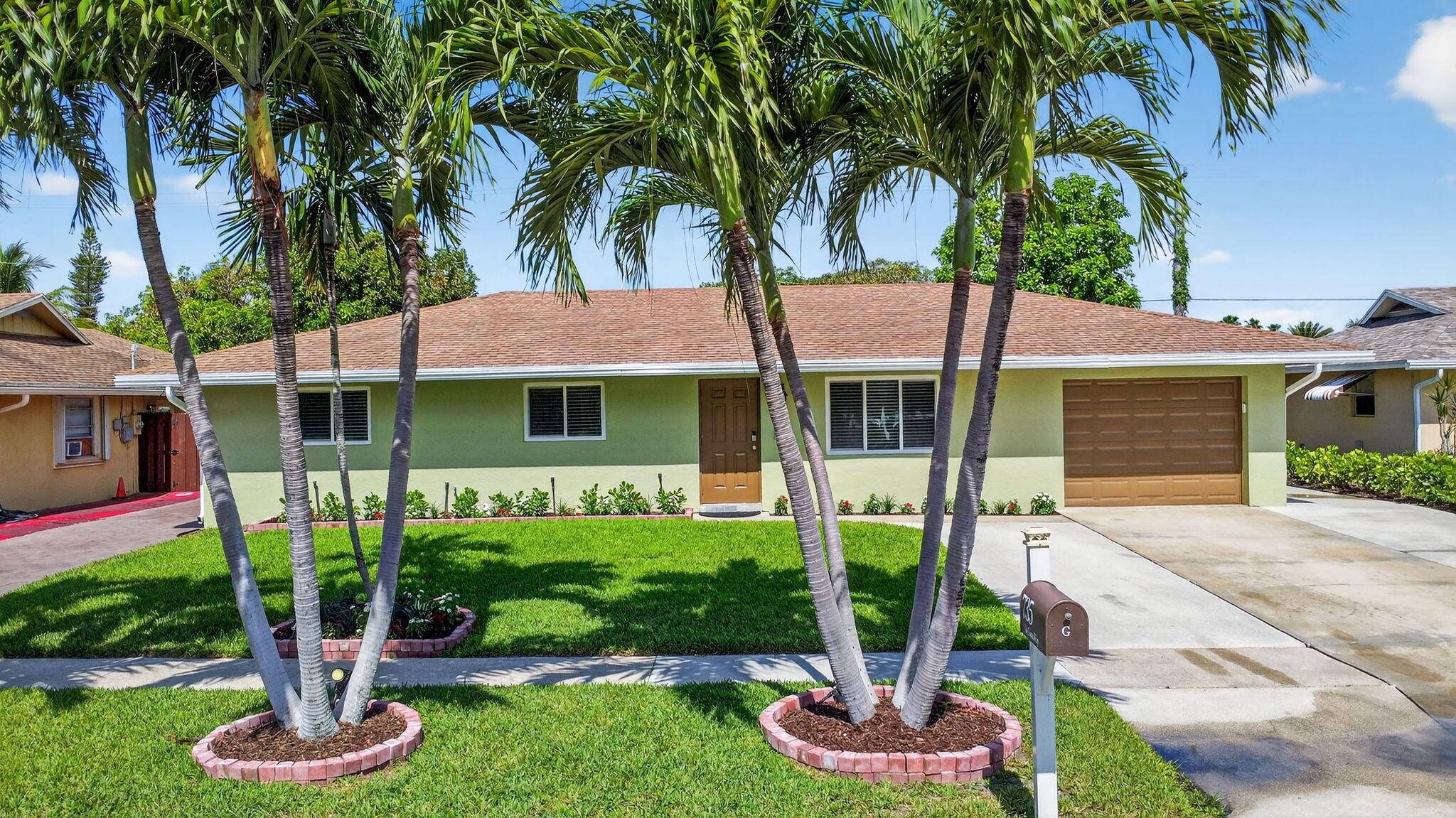 735 La Costa WAY, Lantana, FL 33462