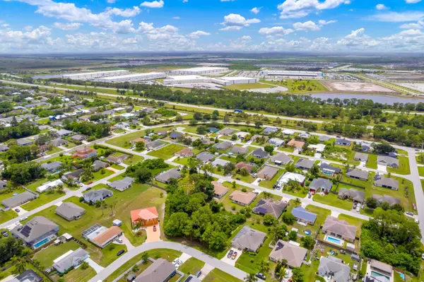 Port Saint Lucie, FL 34953,4174 SW Batavia ST