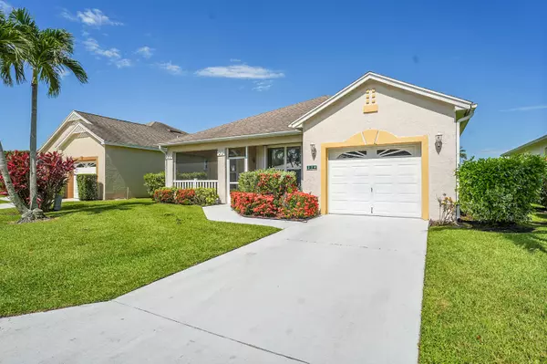 Port Saint Lucie, FL 34986,526 NW Portofino LN