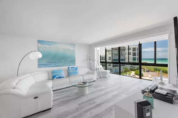 Stuart, FL 34996,2375 NE Ocean BLVD E202