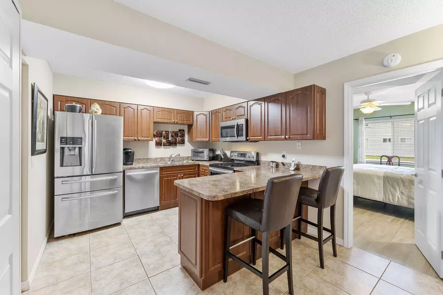 112 SE Village DR 112, Port Saint Lucie, FL 34952