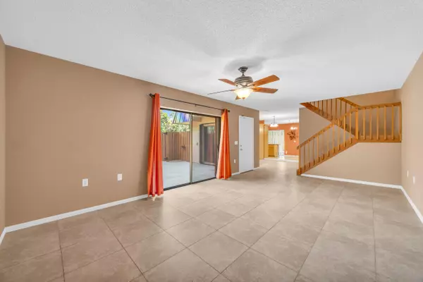 Stuart, FL 34997,5693 SE Windsong LN 545