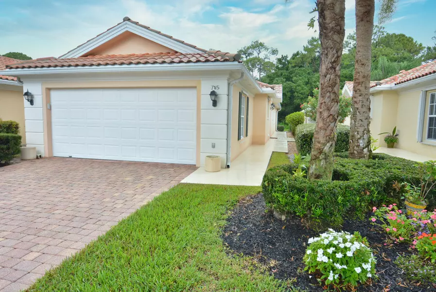 715 SW Balmoral TRCE, Stuart, FL 34997